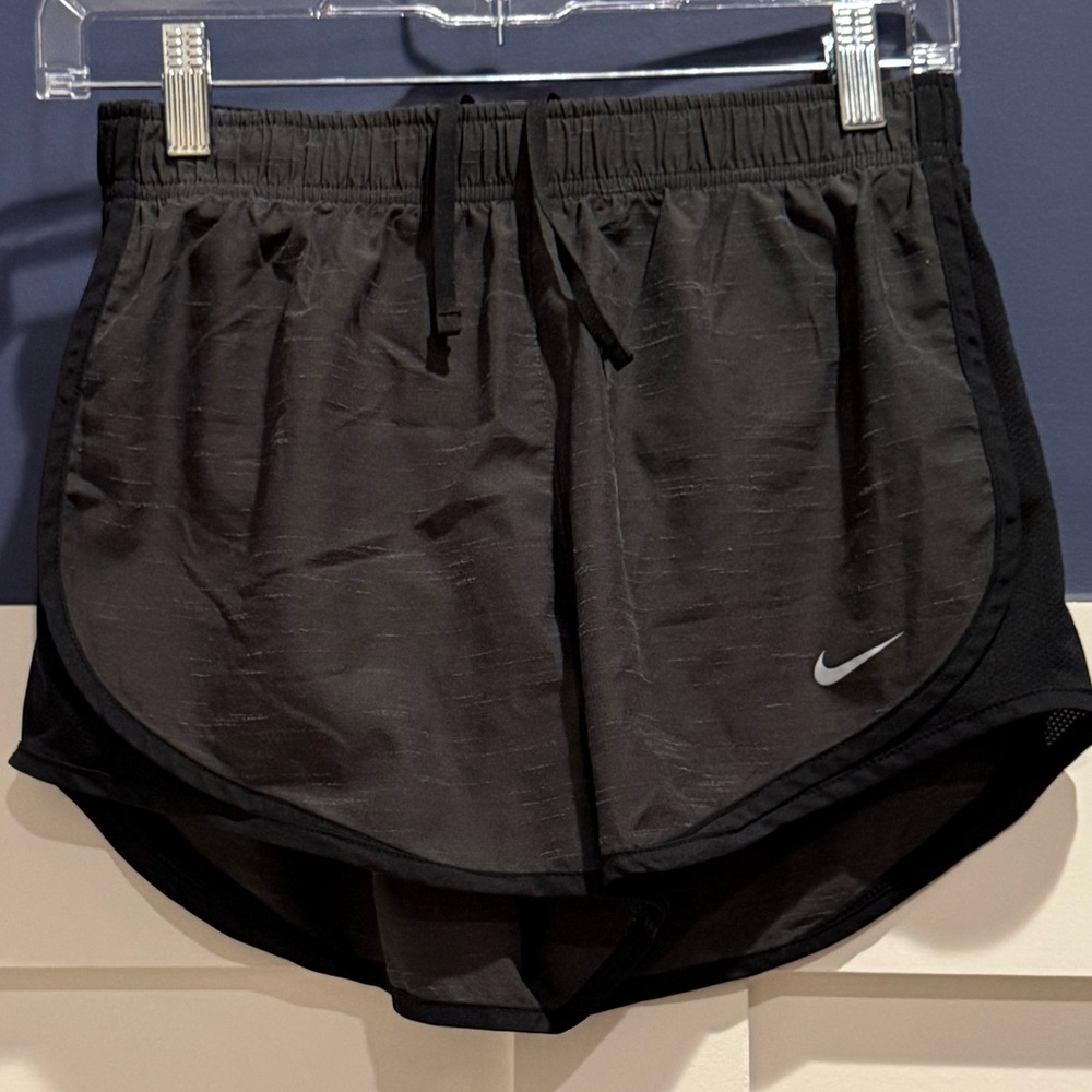 Nike Women's Charcoal (slightly heathered) Running Shorts size S NWOT